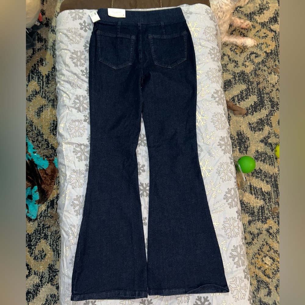 NWT Maurices-Size Small Reg, High Rise, Pull On Flare, Ultimate Stretch Jeans - Picture 5 of 8